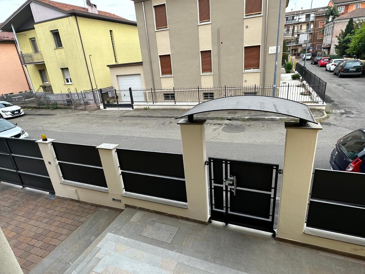 Casavale Elegante Residenza 108 Mq Max 7 Persone Apartment Piacenza Exterior photo
